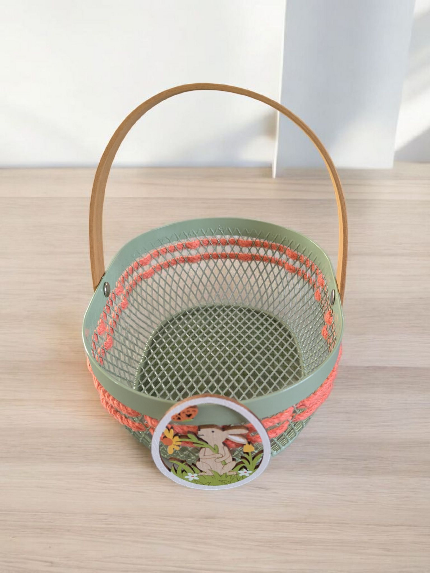 Petit panier Pâques acier/bois/macramé