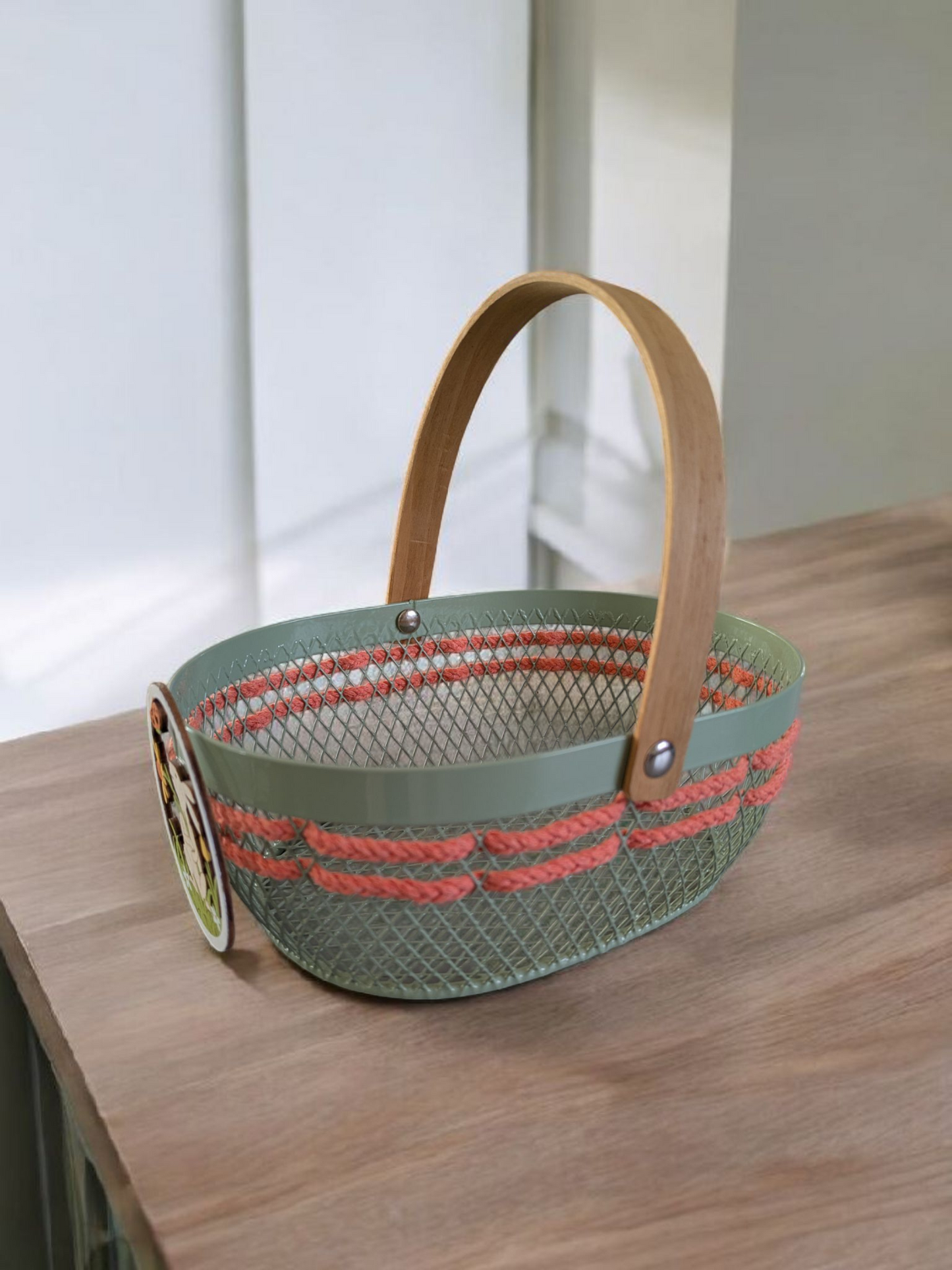 Petit panier Pâques acier/bois/macramé