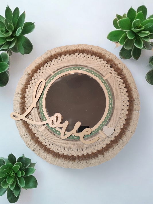 Miroir Love en macramé